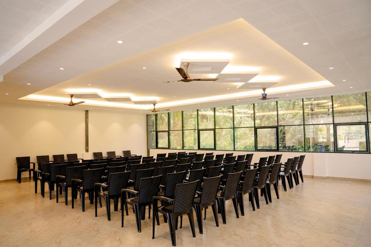 אטירפאלי Bluemist Resorts מראה חיצוני תמונה